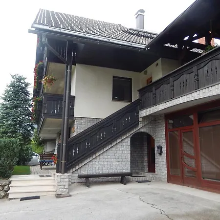 ディヤック * ボーヒニ